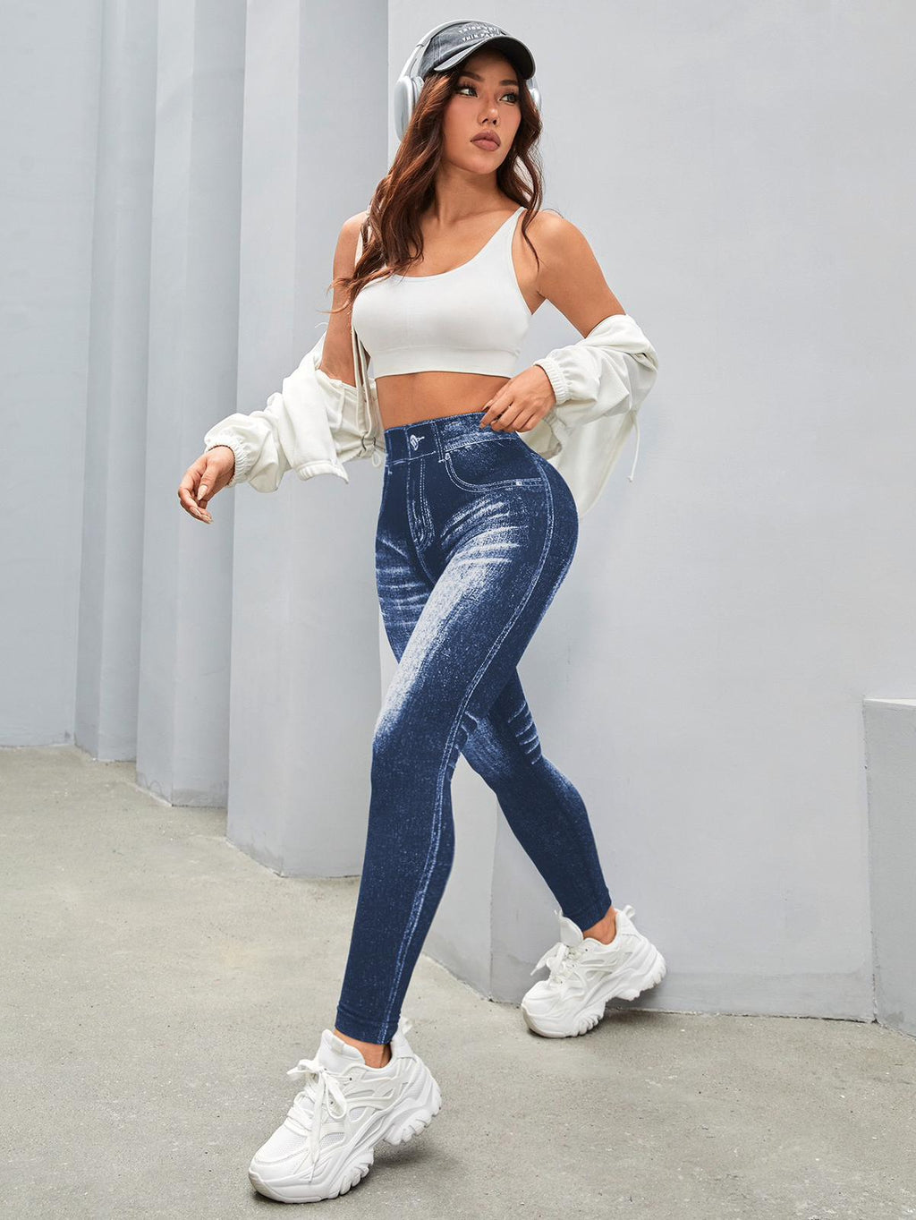 เลกกิ้งลายยีนส์ เอวสูงกระชับสัดส่วน ดูเหมือนยีนส์แต่ใส่สบายกว่า! 1633CK | Denim Print High-Waist Leggings